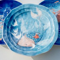 Ocean Adventure Keramik Teller | Handbemaltes Dekoratives Tablett Wunderliches Geschenk Für Sie Perfekt Zum Servieren Von Pasta, Salat, Eiscreme Usw von LycheeCeramic