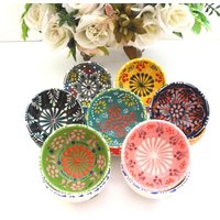 Handgefertigte Mini Keramik Schale Bunte Ringschale, Saucenschale von KalpKalbeCeramic