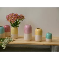 Keramikvase, Wohnzimmer, Dekovase, Handgemachte Keramik, Blumenvase, Drei Größen, Kapselform von CeramicStudio1300