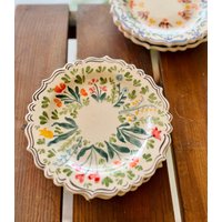 Handgefertigte Keramik Teller Mit Blumenmuster von CeramicoByZelis