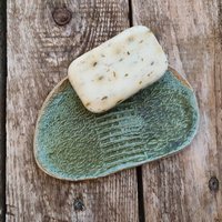 Grüne Seifenschale Handgefertigter Keramikteller Handwerker Steingut Keramik Geschenk von CeramicsStories