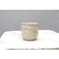 Wellenbecher Mit Herzchen von CeramicsbyAnnika