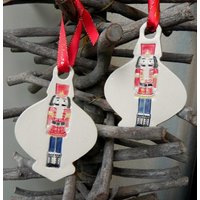 Weihnachtsschmuck Sammlerstück Nussknacker Keramik Weihnachtsdekoration Ornament 2Er Set Geschenk von Ceraminic