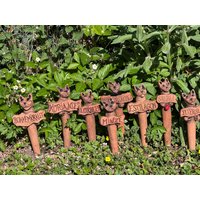 Katzenkräuterstecker Katerkräuterstecker Katze Keramikstecker Hand Getöpfert Gartenstecker Keramikunikat Katzen Stecker Unikat Katzenkräuterstecker Katerkräuterstecker Katze Keramikstecker Hand Getöpfert Gartenstecker Keramikunikat Katzen Stecker Unikat von Ceratina