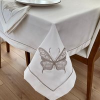 Elegante Luxus-Rechteck-Schmetterling-Tischdecke Und 12 Servietten, Bestickte Tischdecke, Schmutzabweisender Stoff von CfoxLinenCreations