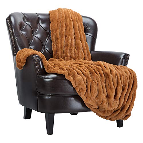 Chanasya Ruched Royal Faux Fur Throw Blanket - Fuzzy Plush Elegant Blanket for Sofa Chair Couch and Bed with Reversible Velvet Blanket (50x65 Inches) Cathy Spice von Chanasya