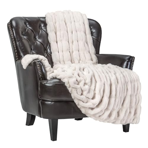 Chanasya Ruched Royal Faux Fur Throw Blanket - Fuzzy Plush Elegant Blanket for Sofa Chair Couch and Bed with Reversible Velvet Blanket (50x65 Inches) Cloud von Chanasya
