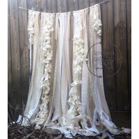 Jute Vorhänge Band Spitze Vorhang Rustikale Girlande Boho Hochzeit Backdrop Benutzerdefinierte Gekräuselte Burlap Quaste 7 Fuß Lang Jute Vorhänge Band Spitze Vorhang Rustikale Girlande Boho Hochzeit Backdrop Benutzerdefinierte Gekräuselte Burlap Quaste 7 Fuß Lang von ChangesByNeci