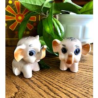 Mcm Anthropomorphe Pink Elephants Salz Und Pfefferstreuer Set - Atomic Era - Circa 1950-1960S von ChanticleerVintage