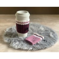Cup-/Becherwärmer in Grau/Altrosa Beere Gestrickt von CharliesHandmadeShop