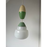 Vintage Pendelleuchte Opalglas Retro Lampe 50Er 60Er Deckenlampe Hängelampe von Charlinsky