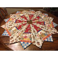 Tannenbaum Rock, Lebkuchenbaum Dianna Marcum Stoff, Gesteppter Baum Kleiner Rock von CharsStars