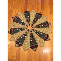 Tannenbaumrock, 12 cm Durchmesser, Lebkuchenbaumrock, Weihnachtsbaumrock, Debbie Mumm Stoff, Gesteppter Baumrock von CharsStars