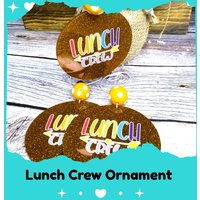 Lunch Crew Ornament - Geschenk Für Schulkantinen Cafeteria Arbeiter Feiertagsdekor Food-Service-Weihnachtsverzierung Handgemachtes Lunch Crew Ornament - Geschenk Für Schulkantinen Cafeteria Arbeiter Feiertagsdekor Food-Service-Weihnachtsverzierung Handgemachtes von ChasinSelfCare