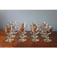 Vintage Libbey Gold Ahorn Und Aspen Leaf Martini Becher, Circa 1960Er-70Er Jahre, Fünfziger Jahre Golden Gläser, Mid Century Glaswaren von ChatBlancVintage