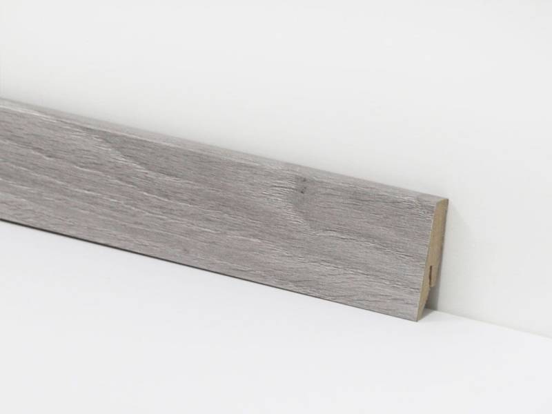 Check Sockelleiste Equipped– passend zu Check – Vinyl, Klickboden & andere Bodenbeläge, 1 Stück – 2400 x 58 x 18 mm, Clip- oder Klebemontage von Check