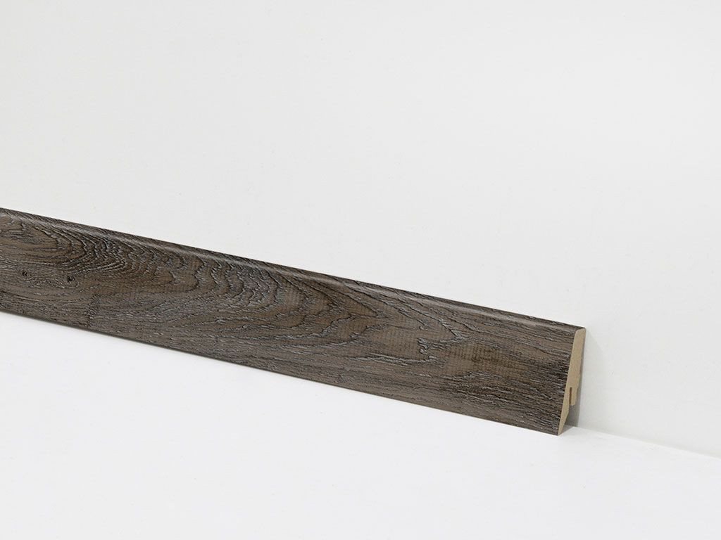 Check Sockelleiste Equipped– passend zu Check – Vinyl, Klickboden & andere Bodenbeläge, 1 Stück – 2400 x 58 x 18 mm, Clip- oder Klebemontage von Check