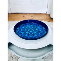 Space Age // 70Er Vintage Metalltablett Blau Türkis Rund Flower Power Serviertablett Pop Art Psychedelic von CheetahBerlin