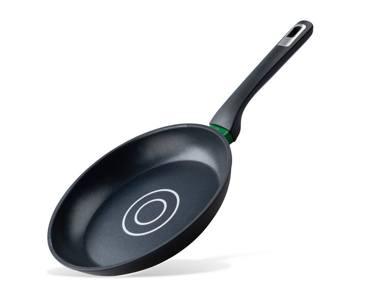 Chefkoch trifft Fackelmann Bratpfanne Ø24 cm Hamburg mit Antihaft-Beschichtung – aus Aluminium: Extra leicht Chefkoch trifft Fackelmann Bratpfanne Ø24 cm Hamburg mit Antihaft-Beschichtung – aus Aluminium: Extra leicht von Chefkoch trifft Fackelmann