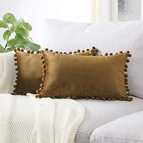 2 glänzende Samt Kissenbezug mit Ball skandinavischen Dekor Kissen Wohnzimmer Innendekoration Sofa Modernes Schlafzimmer-40 x 60 cm_Braun_ 2 glänzende Samt Kissenbezug mit Ball skandinavischen Dekor Kissen Wohnzimmer Innendekoration Sofa Modernes Schlafzimmer-40 x 60 cm_Braun_ von Chenso