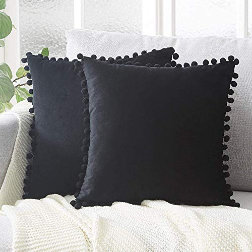 2 glänzende Samt Kissenbezug mit Ball skandinavischen Dekor Kissen Wohnzimmer Innendekoration Sofa Modernes Schlafzimmer-60 x 60 cm_Schwarz_ 2 glänzende Samt Kissenbezug mit Ball skandinavischen Dekor Kissen Wohnzimmer Innendekoration Sofa Modernes Schlafzimmer-60 x 60 cm_Schwarz_ von Chenso