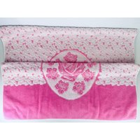 Vintage "Heritage' Großes Rosa + Grünes Blumen Strand-/Duschtuch - 100% Baumwolle Wird Separat Verkauft von ChenuzAtelier