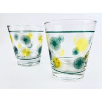 Vintage Grün + Gelb Starburst Gläser - Set Mit Zwei | 2 Kleine Wassergläser von ChenuzAtelier