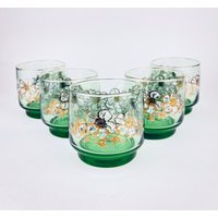 Vintage Grüne Sockel Wassergläser - Set Mit Fünf | 5 Goldrand Oben + Weißes Blumenmuster Dominion Glass Company von ChenuzAtelier