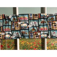 Road Trip Vintage Camper Volant Oder Ärmel ~ Bitte Beachten Sie Volants Sind 42 "Breit Und 7, 5" Tief Mit Einer 2 "Oder 3" Rutentasche von CheriesCurtainShoppe
