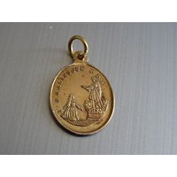 Maria Margerite Alacoque Messenger Der Botschaft Jesu. Goldfarbe Vintage Medallion Holy Charm P 687 von CherishedDevotions