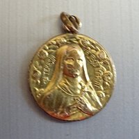 st. Teresia. Vergoldete Platte. Vintage Medaillon Medal Pendent Holy Charm D 294 von CherishedDevotions