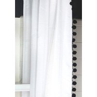 Extralanger Weißer Duschvorhang Aus Baumwolle Mit Waffelmuster Und Pom Poms Extralanger Weißer Duschvorhang Aus Baumwolle Mit Waffelmuster Und Pom Poms von ChesapeakeCottage