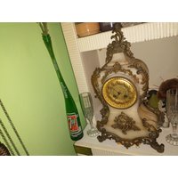 Antike, Luxuriöse 19-Zoll-Kaminuhr Aus Vergoldetem Hennegan Und Bates-Jeweliers-Baltimore-Marmor, Alabaster Bronze Mit Gehäuse Uhrwerk Von Samuel von ChestnutHillExchange