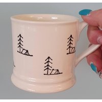 Handbemalt - Camping Becher Zelt Und Baum Design Monochrom Camper Van Geschenk Reisende Natur Geburtstag von CheviotCeramics