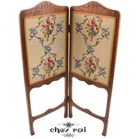 Vintage Holz Gerahmt Paravent Pour Enfants Klappplatte Zweiteiler Panel Handarbeit Embroided Kinder Siebzimmer Divider C 1900Er/Chez Rai von ChezRai