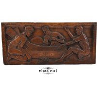 Vintage Holz Geschnitzte Tafel Panel Drei Männer Mancave Dekor Wand Dekor Geschenkidee Raum Signiert Auf Rückseite Von Plaque/Chez Rai Vintage Holz Geschnitzte Tafel Panel Drei Männer Mancave Dekor Wand Dekor Geschenkidee Raum Signiert Auf Rückseite Von Plaque/Chez Rai von ChezRai