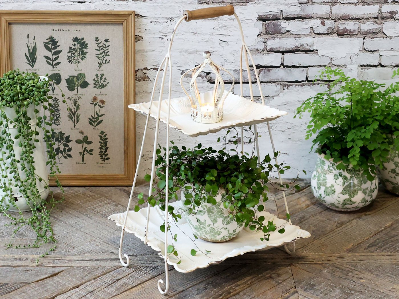 Chic Antique Dekoetagere Etagere mit Henkel H54/L31/B31 cm antique creme (1 St) von Chic Antique