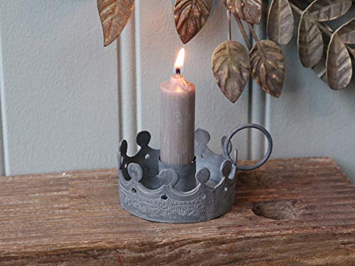 Chic Antique Kerzenhalter Krone mit Henkel Zink Antik Kerzenleuchter Leuchter für Stabkerzen 64477-00 von Chic Antique