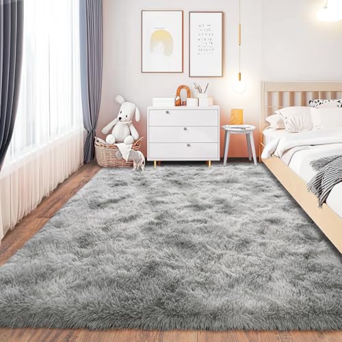 Chicnix Teppich Schlafzimmer 140x200 cm Flauschig, Hochflor Teppich Wohnzimmer Batik Hellgrau, Weiche Plüsch rutschfest Shaggy Langflorteppich für Kinderzimmer Heim Dekor von Chicnix