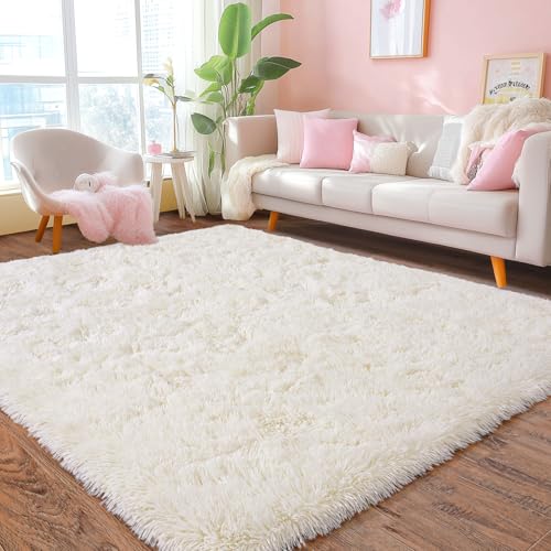 Chicnix Teppich Schlafzimmer 140x200 cm Flauschig, Hochflor Teppich Wohnzimmer Creme, Weiche Plüsch rutschfest Shaggy Langflorteppich für Kinderzimmer Heim Dekor von Chicnix
