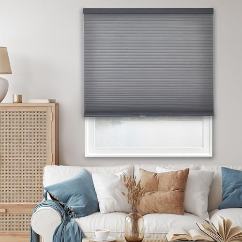 Chicology Verdunkelungsrollo für Fenster, kabellos Modern 24" W X 64" H Morning Pebble (Privacy & Light Filtering) von Chicology