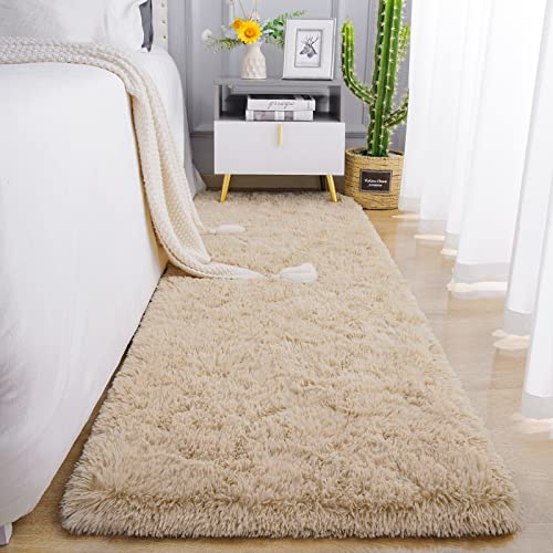 Chicrug Weicher Läufer Teppich für Schlafzimmer, Wohnzimmer, Plüsch, flauschiger Teppich, 6x1.8 m, Shag Furry Runner Teppich, fusselfrei, für Kinderzimmer, Kinderzimmer, Heimdekoration, Khaki Chicrug Weicher Läufer Teppich für Schlafzimmer, Wohnzimmer, Plüsch, flauschiger Teppich, 6x1.8 m, Shag Furry Runner Teppich, fusselfrei, für Kinderzimmer, Kinderzimmer, Heimdekoration, Khaki von Chicrug