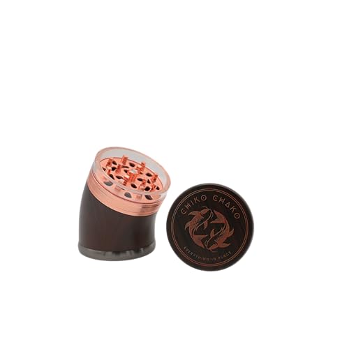 CHIKO CHAKO® Großer Premium Grinder in Holzoptik für Zuhause | 4-teilig mit Pollen Scraper & Pollensieb | Crusher für Spice & Kräuter | Natur Walnuss von Chiko Chako