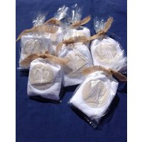 Zehn Monogramm Handtücher, Hostess Geschenk, Lehrer Hochzeit, Rabatt, Brautjungfern Bulk Made in The Usa Zehn Monogramm Handtücher, Hostess Geschenk, Lehrer Hochzeit, Rabatt, Brautjungfern Bulk Made in The Usa von ChildAndHome