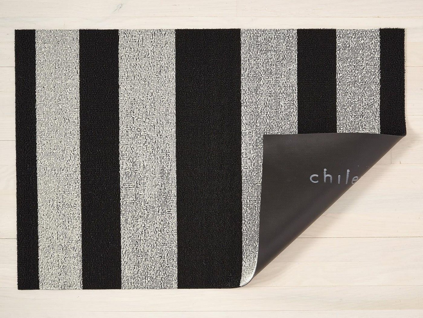 Fußmatte Bold Stripe Black/White 61 x 91 cm, Chilewich, rechteckig von Chilewich