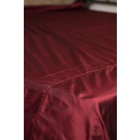 Maroon Queen-Size-Bettbezug Aus Dupion-Seide von Chirpypie