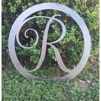 Rundes Monogramm Metallschild/Türschild Verandadekor Einweihungsgeschenk Metallmonogramm Monogramm-Wandkunst von ChloeGraceDesign