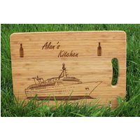 Personalisiertes Kreuzfahrtschiff Bambus-Schneidebrett Geschenk Mit Gravur von ChompboardsUK