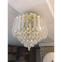 Mitte Jahrhundert Prisma Teardrop Und Rod Kronleuchter Lucite Messing, Hochzeitstorte Kronleuchter, Wasserfall Flushmount von ChrisandTine