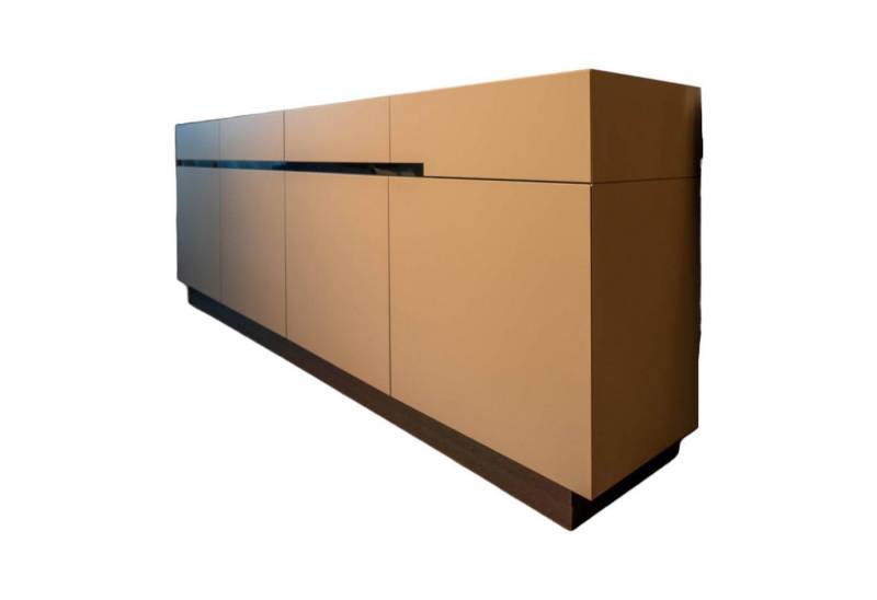Christine Kröncke Sideboard Sideboard GAP 23LI Lack Pearl Matt Sockel Spiegelschichtstoff von Christine Kröncke